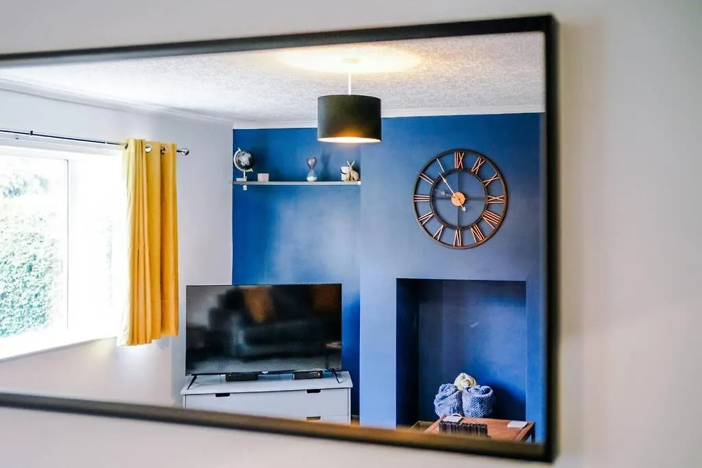 Spacious 3 Bedroom Close To Leeds City Centre With Parking - Short Stay Leeds United Kingdom